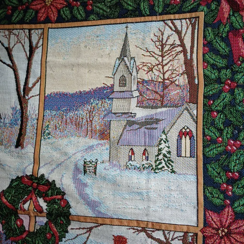 Christmas blanket throw by Crown Crafts. Read